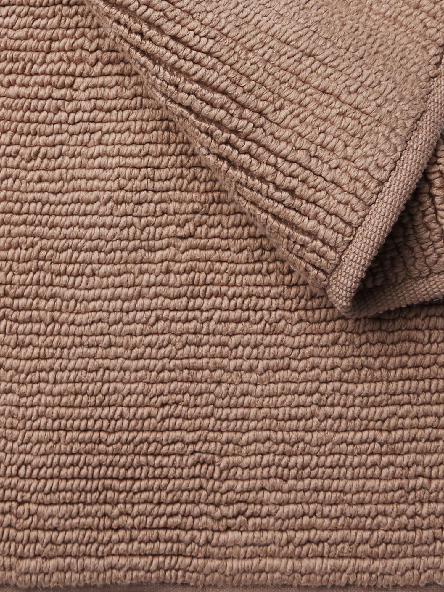 Serene® Signature Soft Rib Tub Mat 3